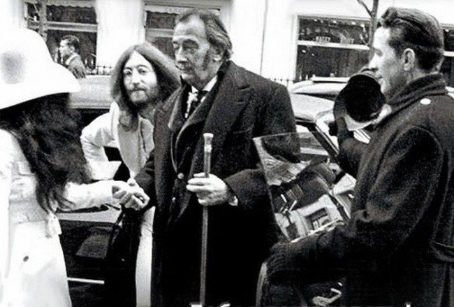 Сальвадор Дали и Джон Леннон, Париж 1969 год