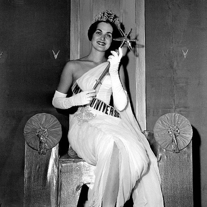 Линда Бемент, США. «Мисс Вселенная — 1960». 18 лет, 167 см.  