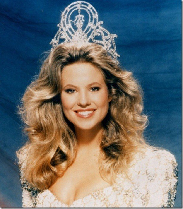 Ангела Виссер (Нидерланды) - Мисс Вселенная 1989. Рост 175 см.  