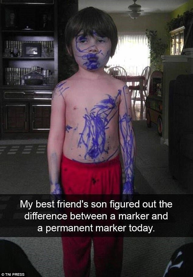 Сынок моих друзей постиг сегодня разницу между фломастером и перманентным маркером