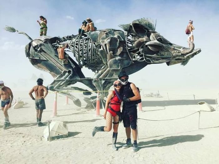 Скульптура на фестивале Burning Man