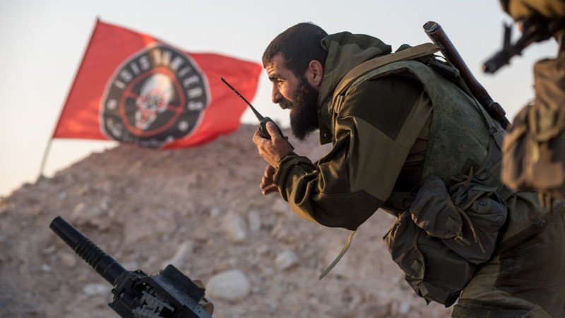 «Охотники на ИГИЛ» штурмуют Акербат: последнее пристанище ИГ