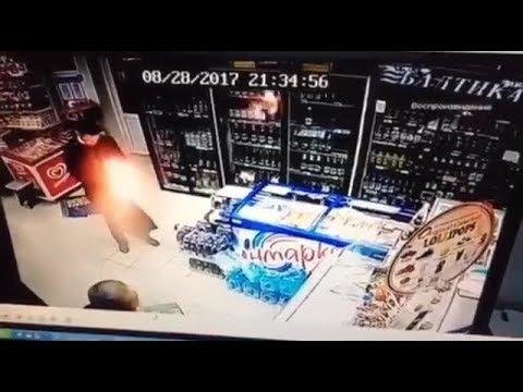 Самосожжение мужчины  в продуктовом магазине 