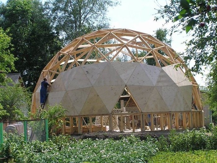 Как самостоятельно  построить купольный дом