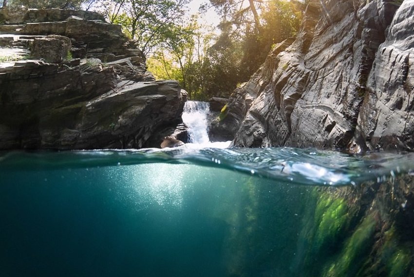 Под водопадом