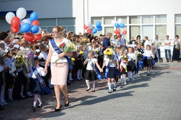 24. Школа открылась в Севастополе