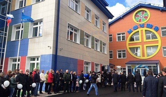 Отличные, неполитические события из России за неделю