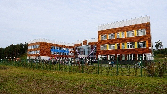 2. В Томске и Барнауле открыли новые школы