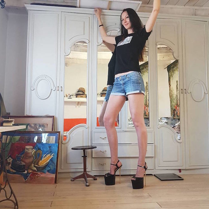 Ноги россиянки из Пензы официально признаны самыми длинными в мире