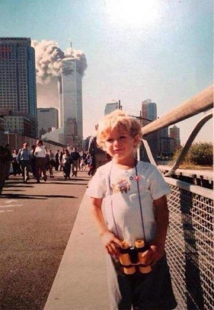 16 лет со дня теракта в Нью-Йорке: редкие фотографии башен-близнецов