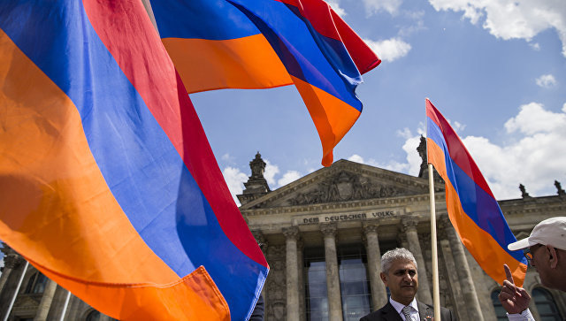 Армения отказывается выбирать между Россией и США