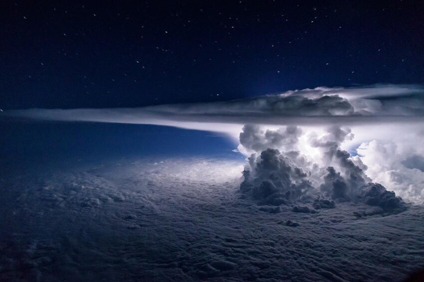 25. Над облаками. Фотограф - Сантьяго Борха