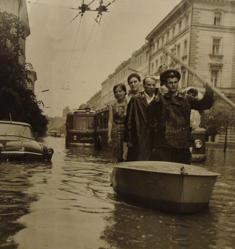 Наводнение на Неглинке. Москва, 1959 год.