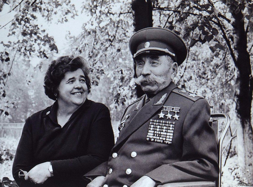 «Маршал Советского Союза Семен Михайлович Будённый с женой» , 10 сентября 1972 г