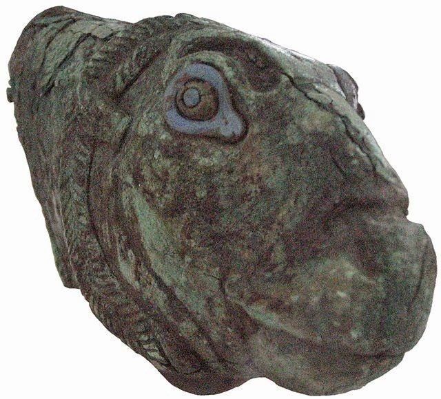 Бронзовая чаша в виде головы барана, IX век. до н.э.