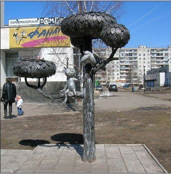 Памятник котенку с улицы Лизюкова. Воронеж