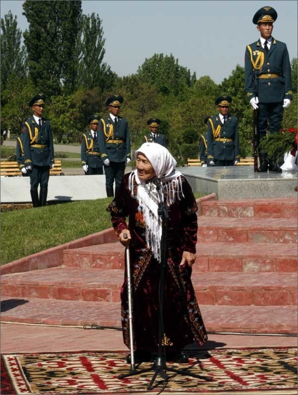Токтогон Алтынбасарова, Киргизия.