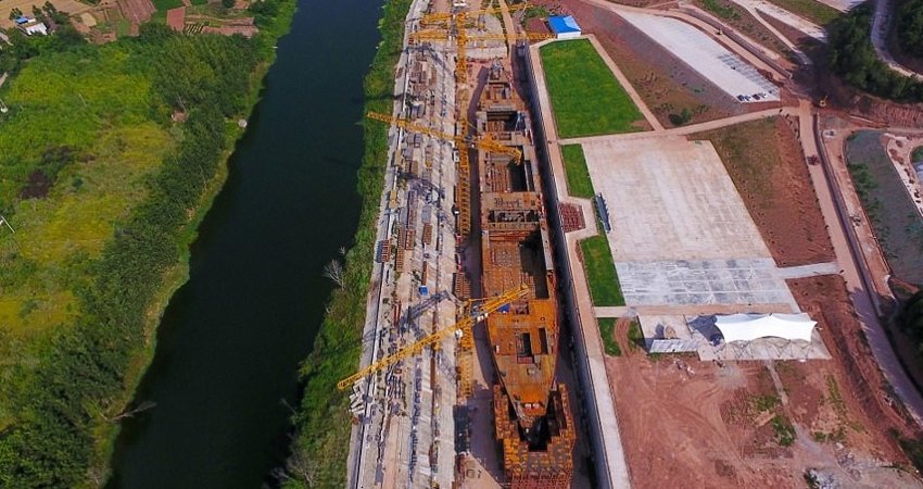 Китайцы строят новый "Титаник"