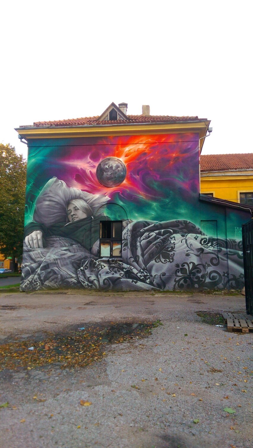 Граффити в Клайпеде, Литва 