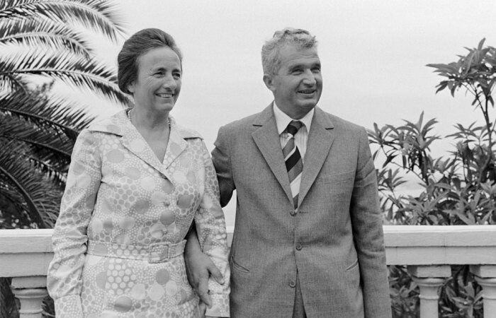 Как казнили диктатора Николае Чаушеску с женой