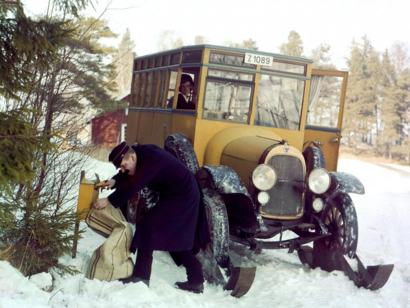 Всего до прекращения производства Type 3241 в 1925-м году было выпущено около 160 автобусов.