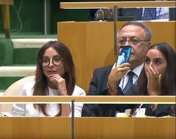 На заседание ООН пришел папуас