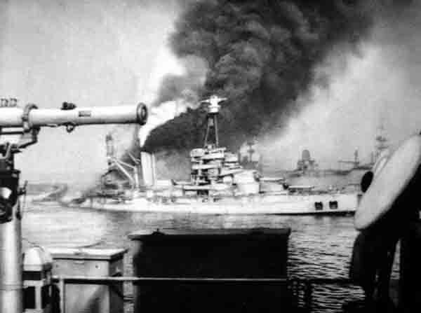 Британия, атакующая в 1945 греков силами... войск Pейха