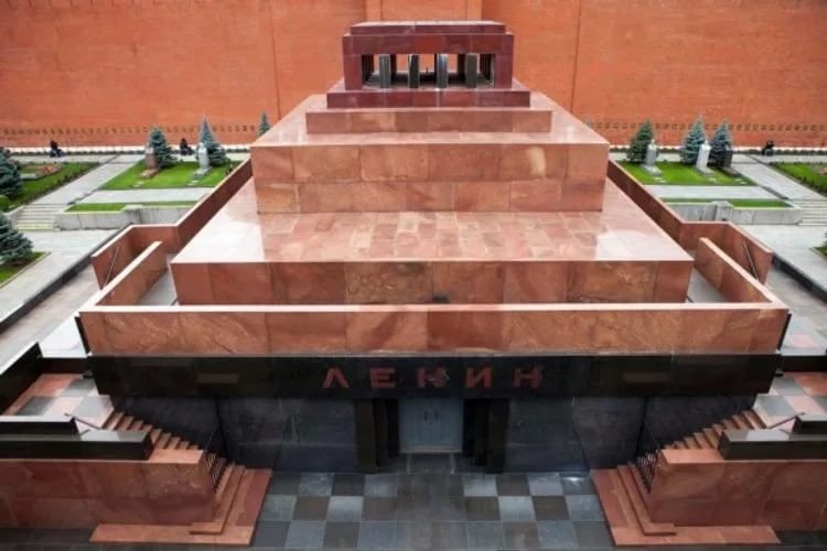 Ненавидите Ленина? Берегите его!
