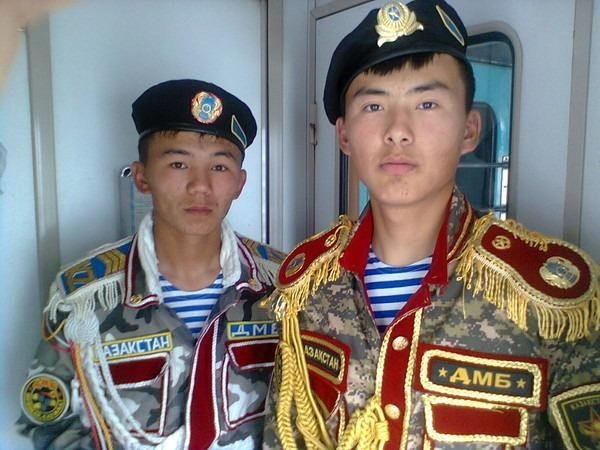 В швейных войcках Казахстана объявлен ДМБ