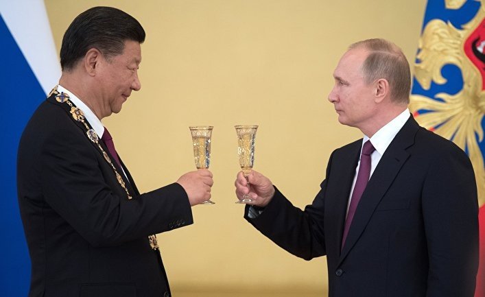 Новый мировой порядок Америки официально мертв