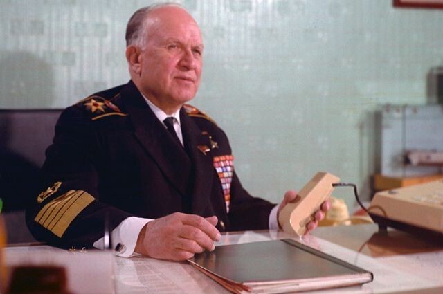 Родственники адмирала Горшкова передали Музею награды на 2 000 000 $