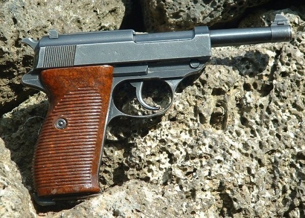 Пистолет Walther P38