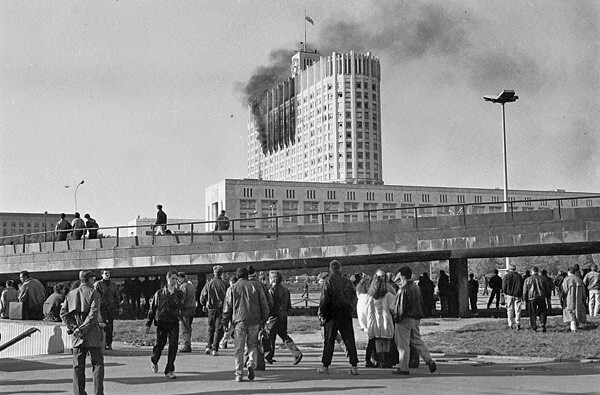Преступление без срока давности. Зачем Ельцину нужен был расстрел Белого дома?