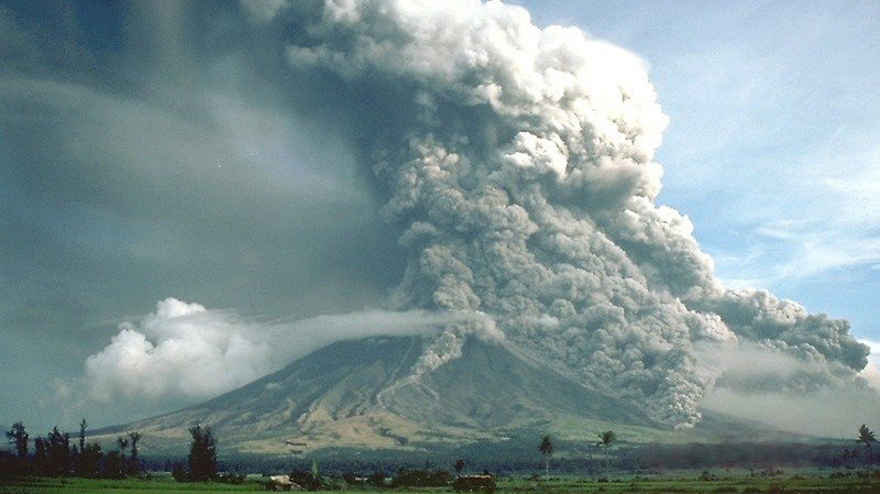 «Йеллоустоунский вулкан - это один из самых крупных известных вулканов в мире и крупнейшая вулканическая система в Северной Америке.