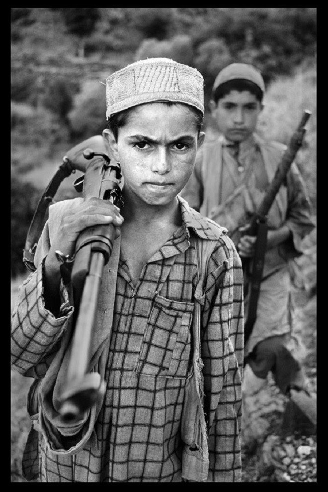  мальчик с винтовкой. 1979 год