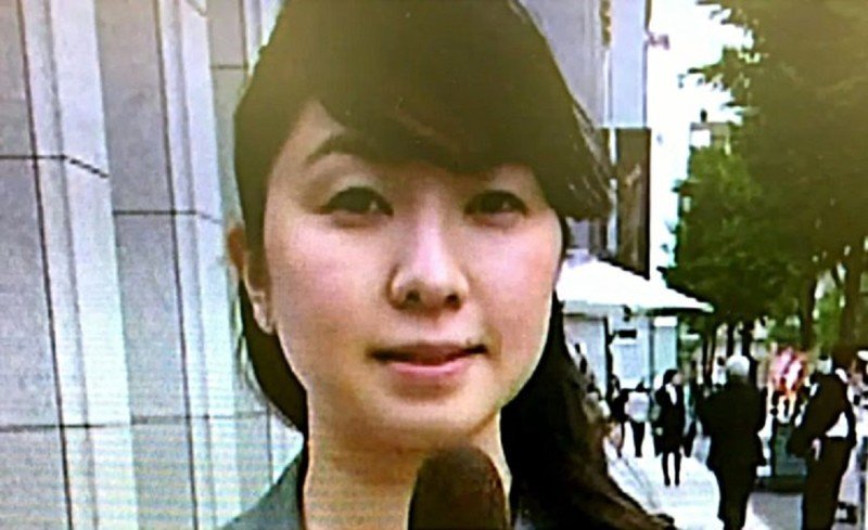 В июне 2013 31-летняя Мива Садо освещала выборы в законодательное собрание Токио