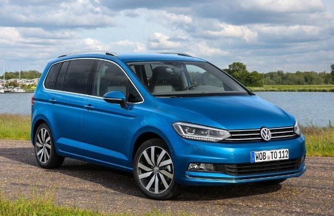 7 Volkswagen Touran  