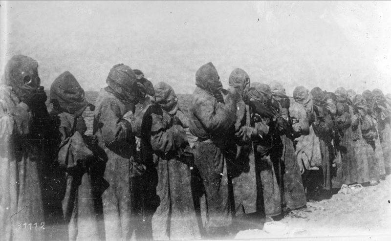 Противогазы используют в Месопотамии в 1918 году.