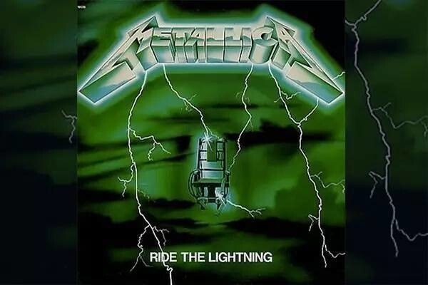 7. Обложка альбома "Ride The Lightning", по ошибке напечатанная в зеленом цвете, высоко ценится коллекционерами