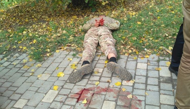 Избиение пьяными бойцами «Правого сектора»* женщины в Одессе