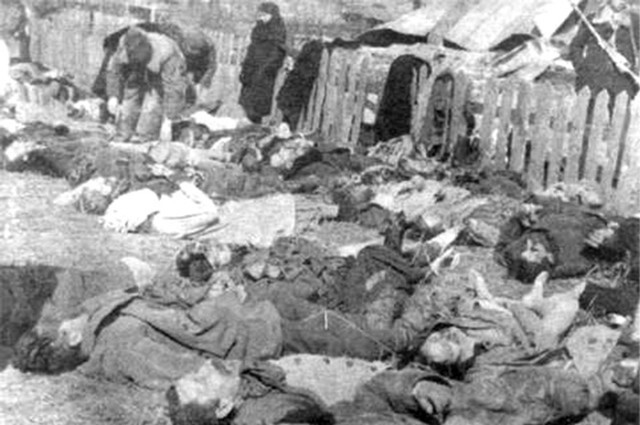 Убитые в результате действий УПА-ОУН (б) жители села Липники (ныне не существующего) под городом Березно, ныне Ровненская область, 1943 год