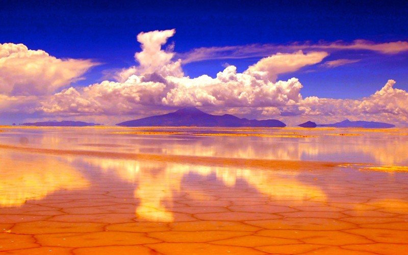 Зеркало неба - соляная пустыня Салар де Уюни, Боливия! Виды небесной красоты!