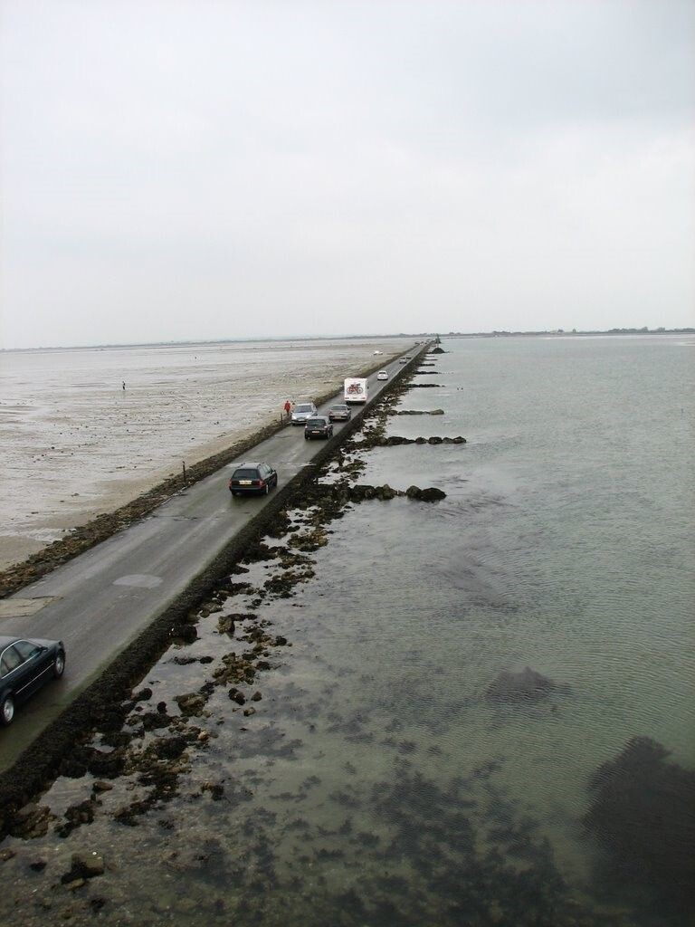  Passage du Gois - автомобильная дорога под водой