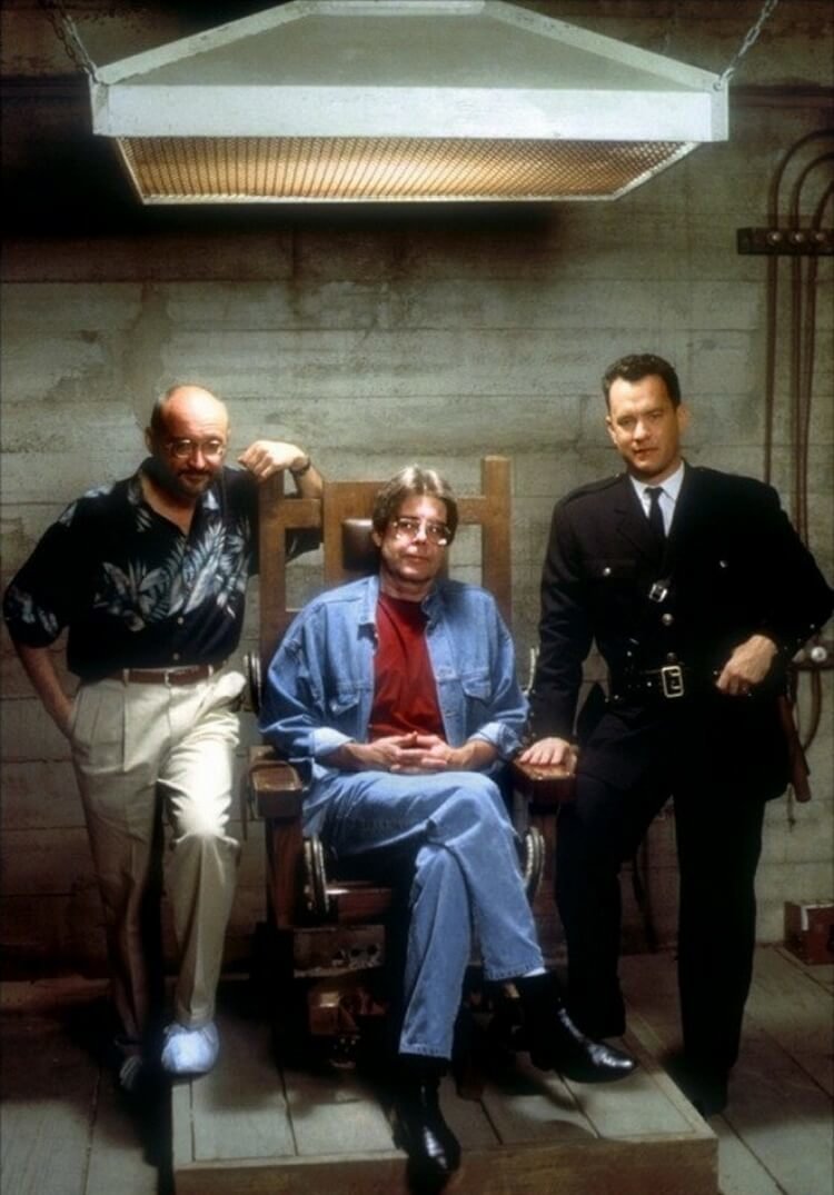 Фрэнк Дарабонт,  Стивен Кинг и Том Хэнкс на съемках "Зеленой мили".