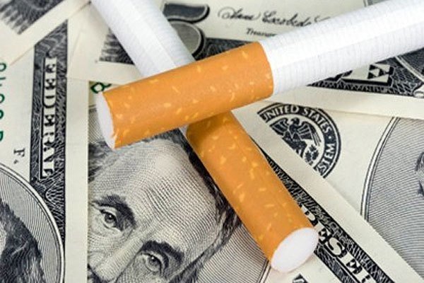 Борьба с курением или с курильщиками? Или за дополнительный доход?