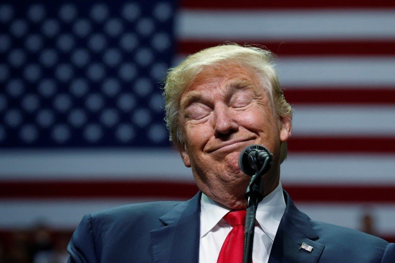 Опиоидный план Трампа: выделим людям щедрую финансовую помощь, а потом по-тихому сократим сумму