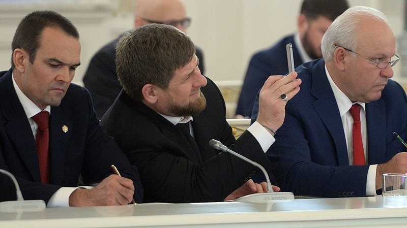 В Москве все iPhone X скупили чеченцы