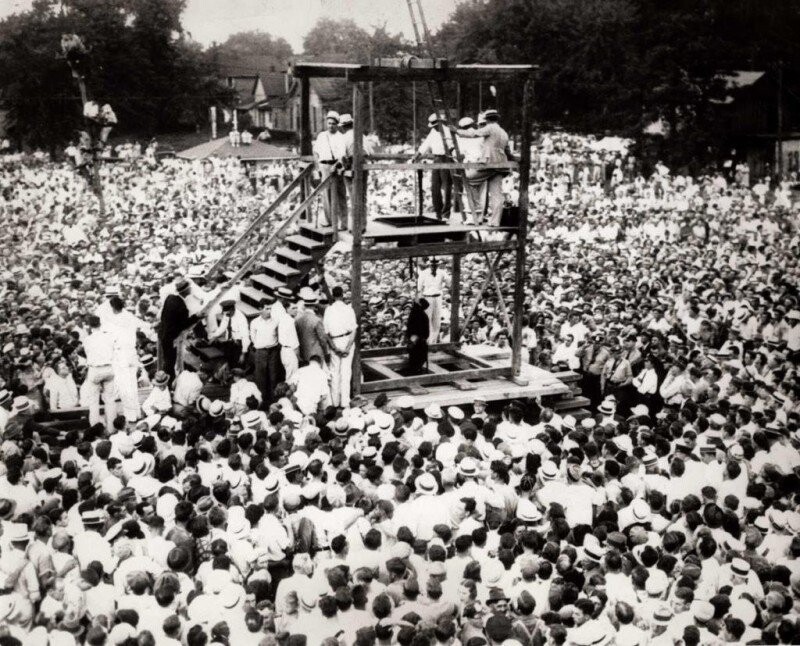 Последняя публичная казнь в США 14 августа 1936г.