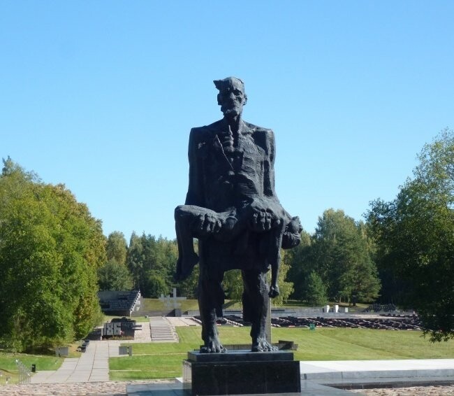 Мемориал в Хатыни, Беларусь