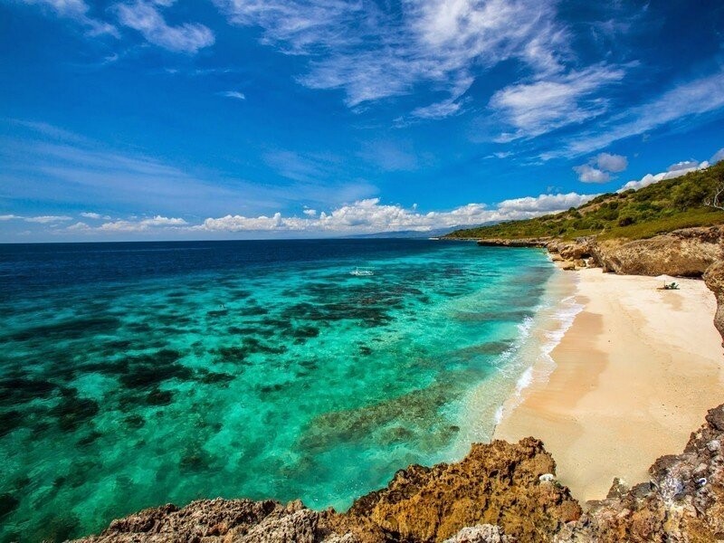 Остров Жако, Восточный Тимор необитаем, потому, что считается священным. Туристы лишь ненадолго могут разбить здесь лагерь